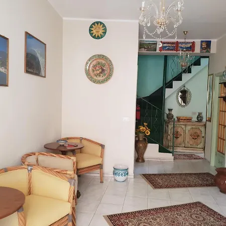 Il Girasole לינה וארוחת בוקר